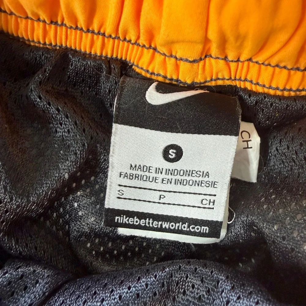 Nike Mens Swim Trunks Small Black Orange Striped Board Shorts Mesh Lined A+ beac